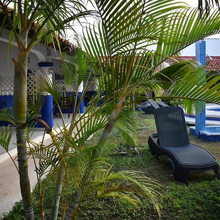 Hotel Plaza Almendros, Isla Mujeres Buitenkant foto