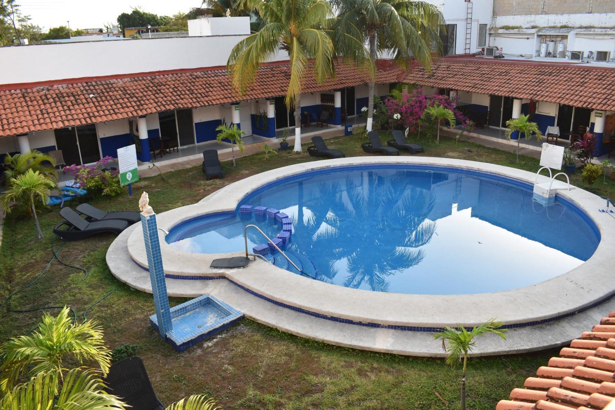 Hotel Plaza Almendros, Isla Mujeres Buitenkant foto