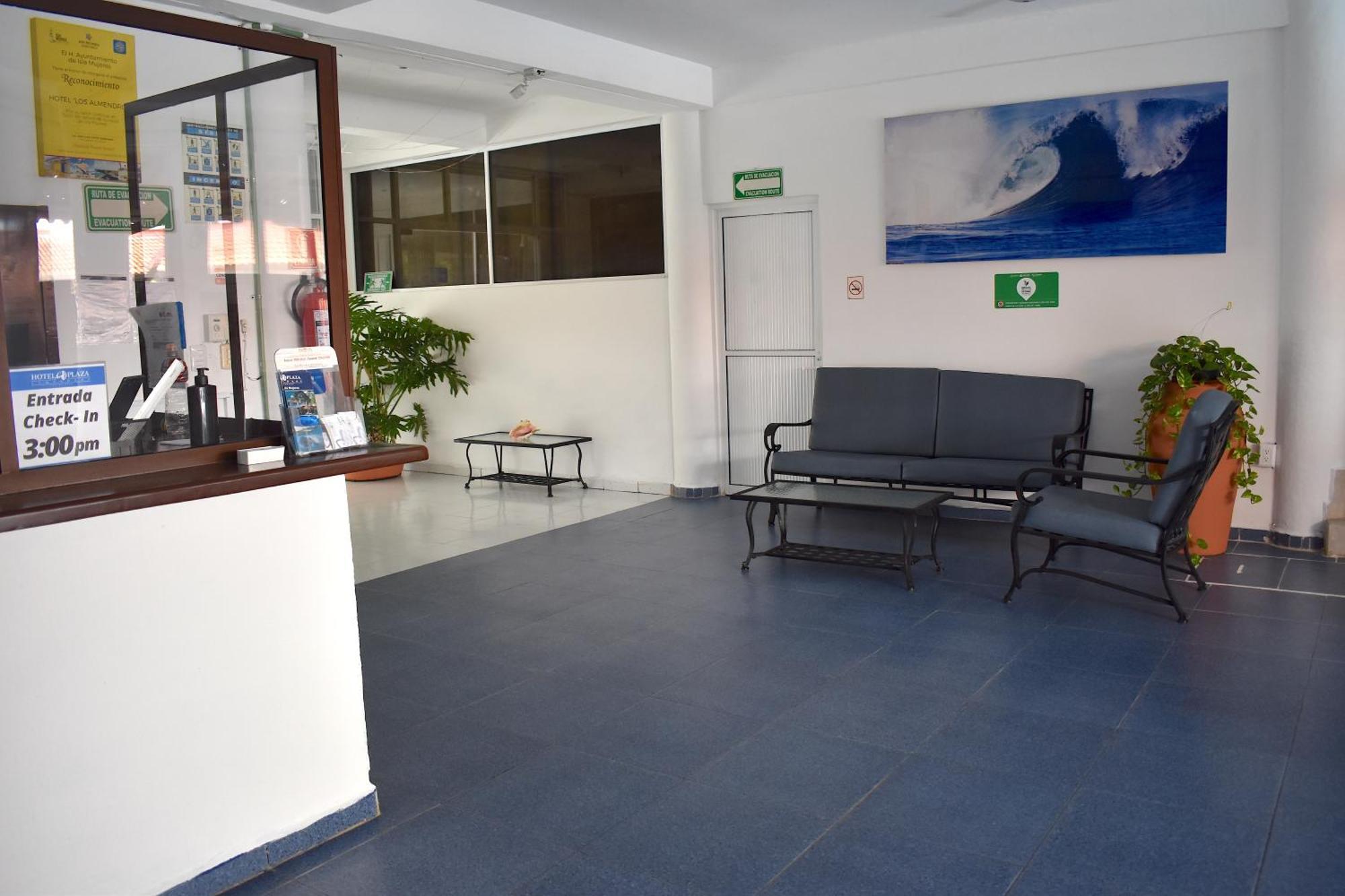 Hotel Plaza Almendros, Isla Mujeres Buitenkant foto