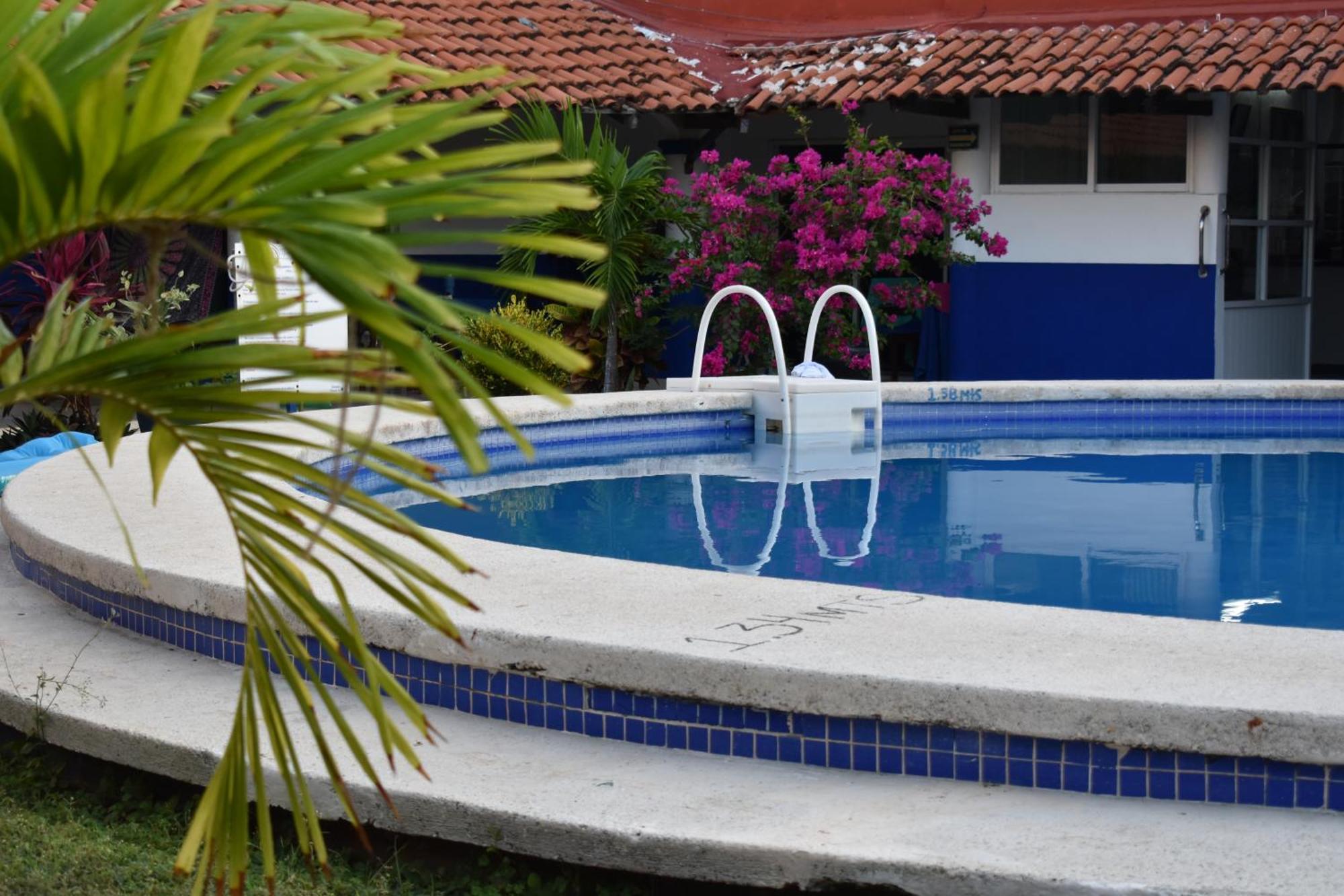 Hotel Plaza Almendros, Isla Mujeres Buitenkant foto