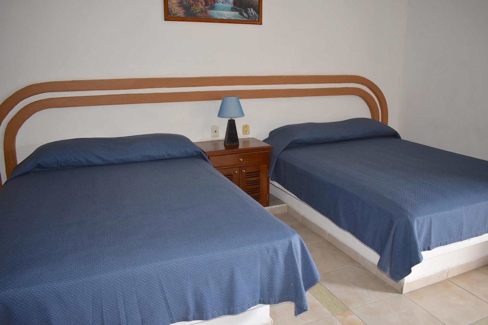 Hotel Plaza Almendros, Isla Mujeres Buitenkant foto