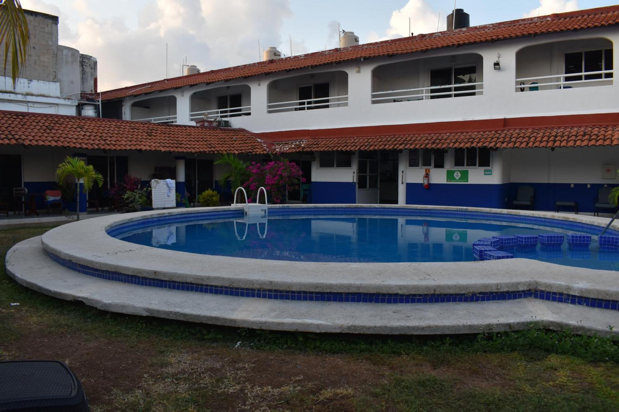 Hotel Plaza Almendros, Isla Mujeres Buitenkant foto