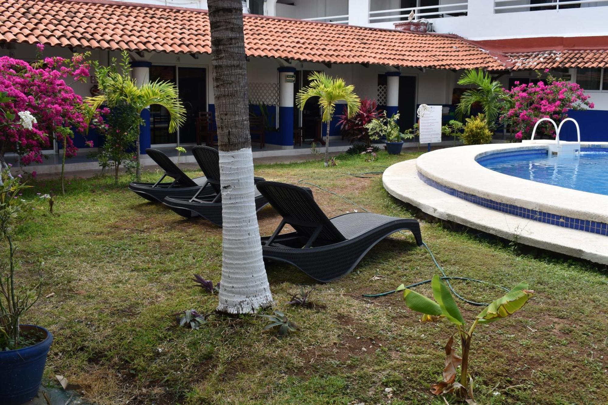Hotel Plaza Almendros, Isla Mujeres Buitenkant foto